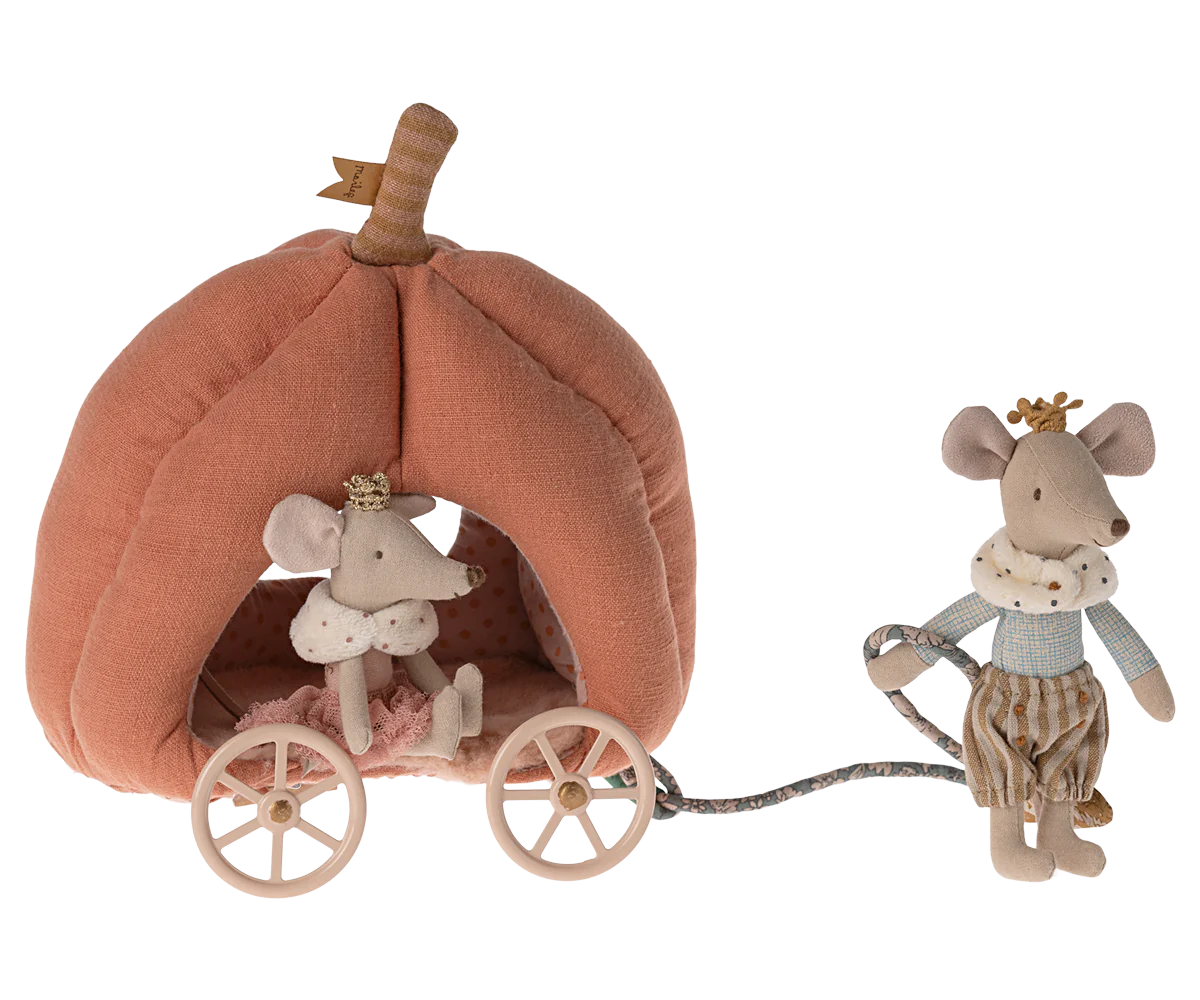 Mouse Pumpkin Carriage