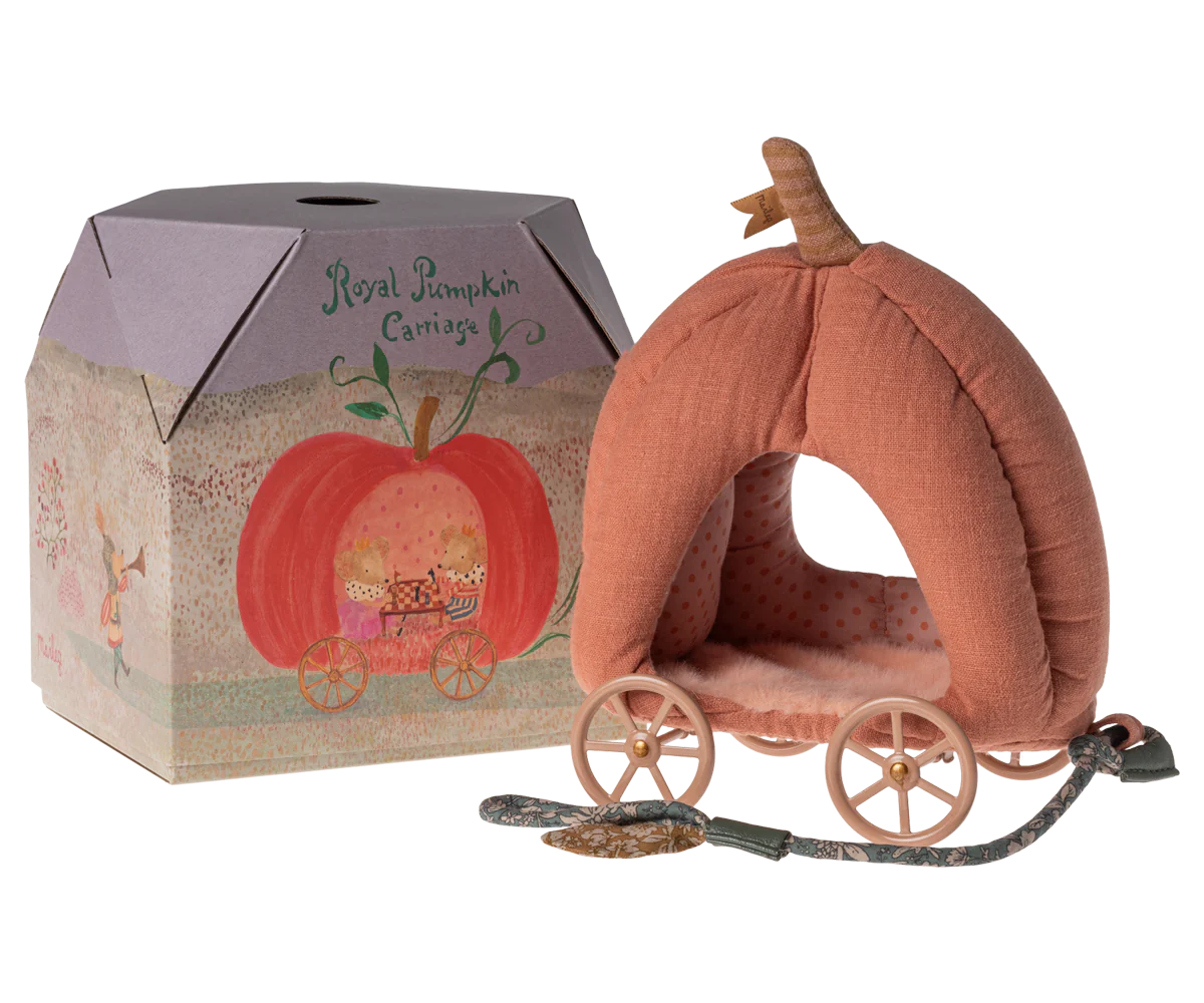 Mouse Pumpkin Carriage