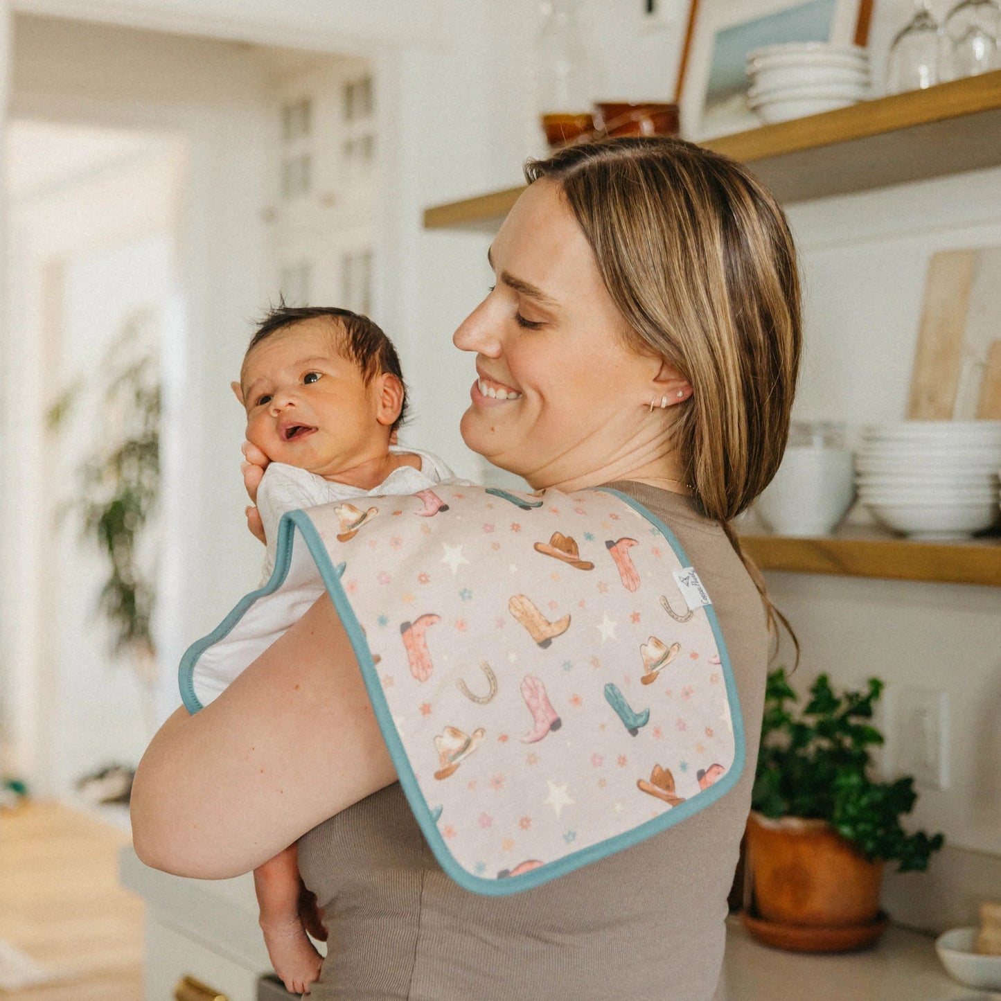 Cheyenne Burp Cloth Set