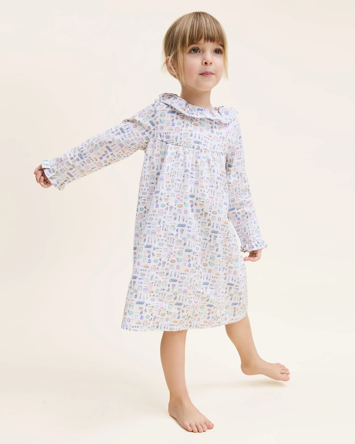 Baking Spirits Bright Scarlett Nightgown