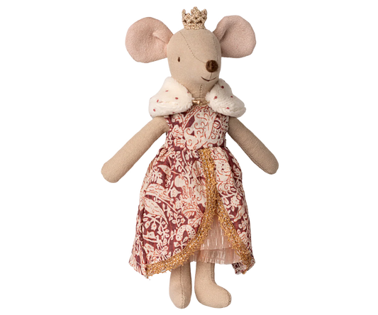 Queen Mouse, Mum