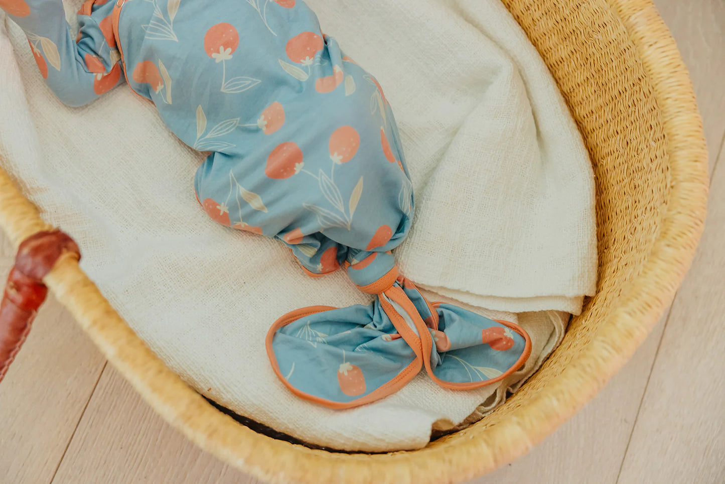 Clementine Newborn Knotted Gown