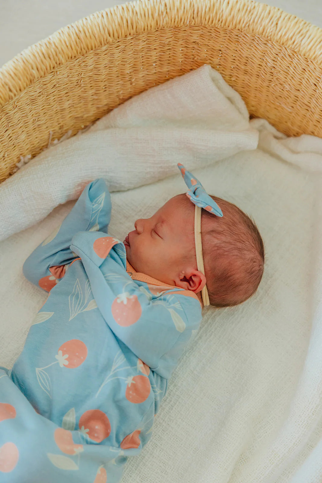 Clementine Newborn Knotted Gown