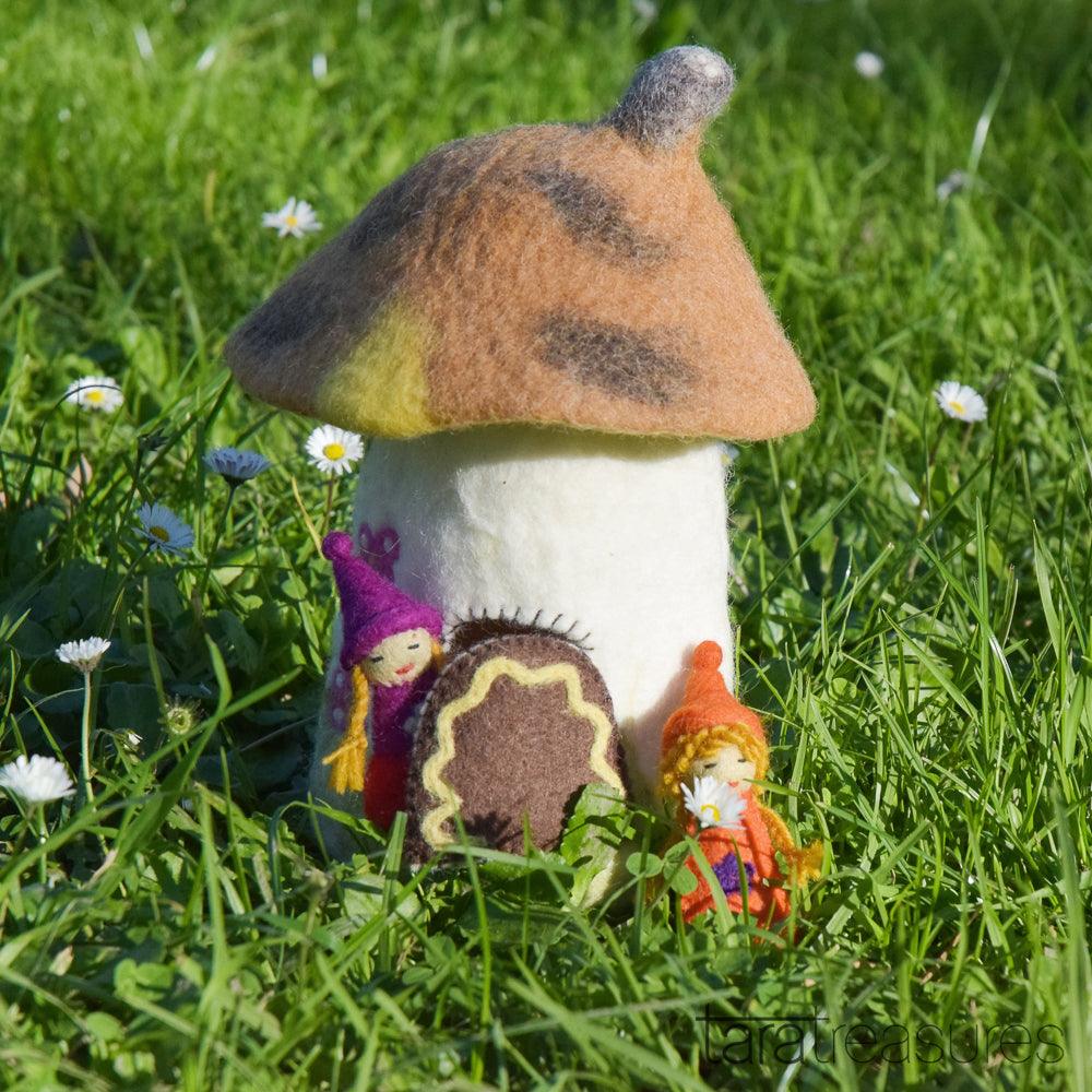 Fairies & Gnomes House with Brown Roof