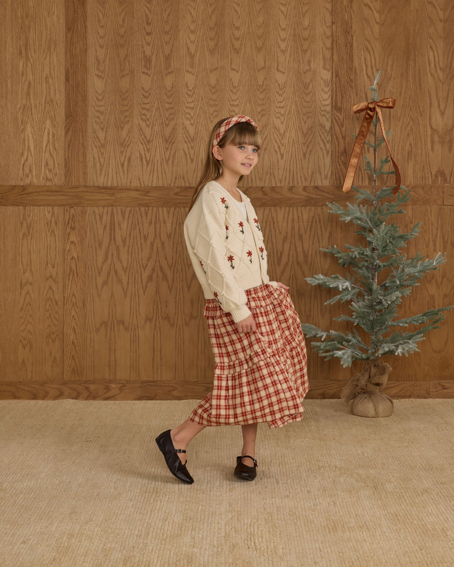 Winter Daisy Boxy Cardigan