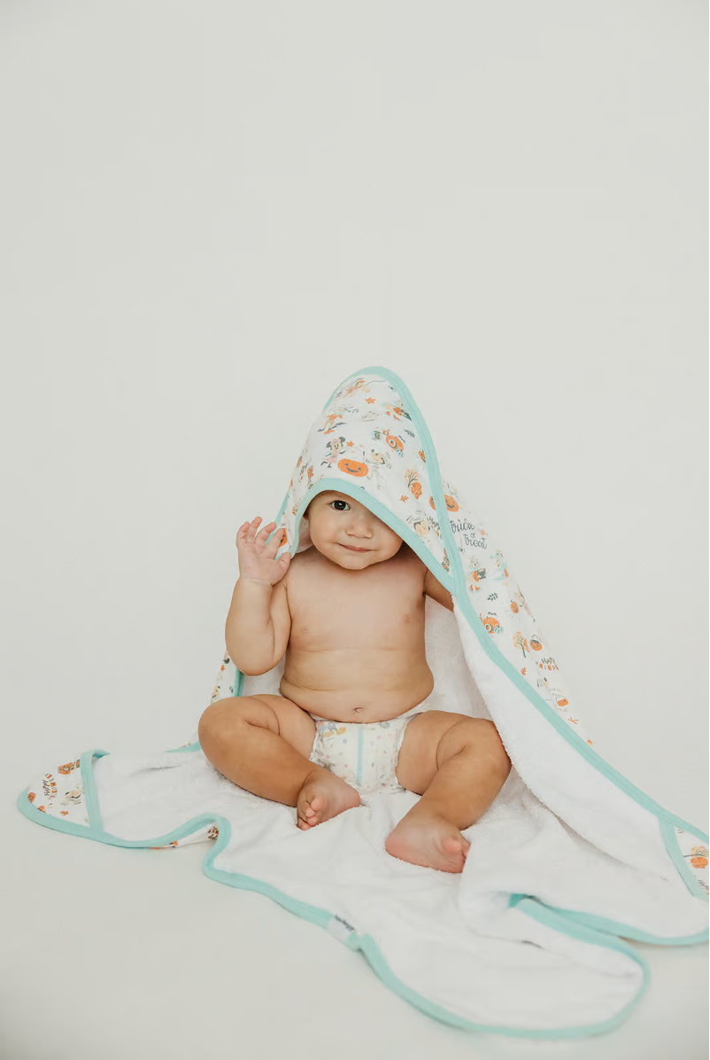 Mickey’s Boo Bash Premium Hooded Towel