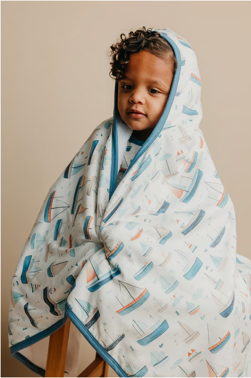 Fischer Premium Big Kid Hooded Towel