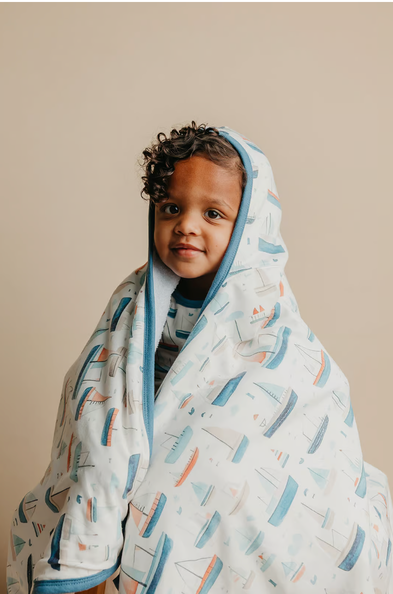 Fischer Premium Big Kid Hooded Towel