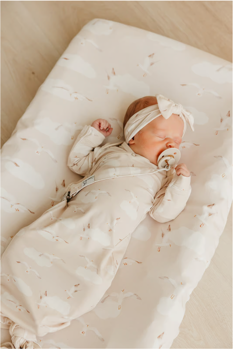 Gully Newborn Knotted Gown