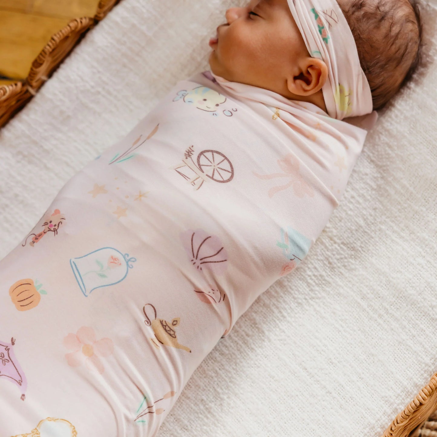 Enchanted Friends Single Knit Blanket