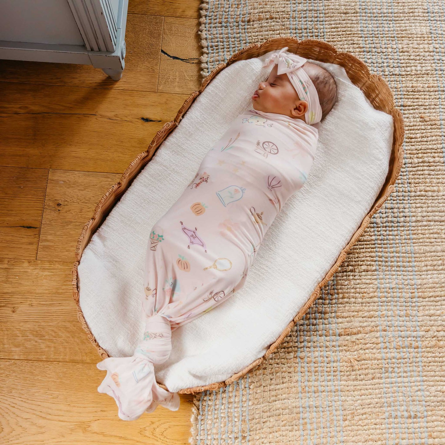 Enchanted Friends Single Knit Blanket