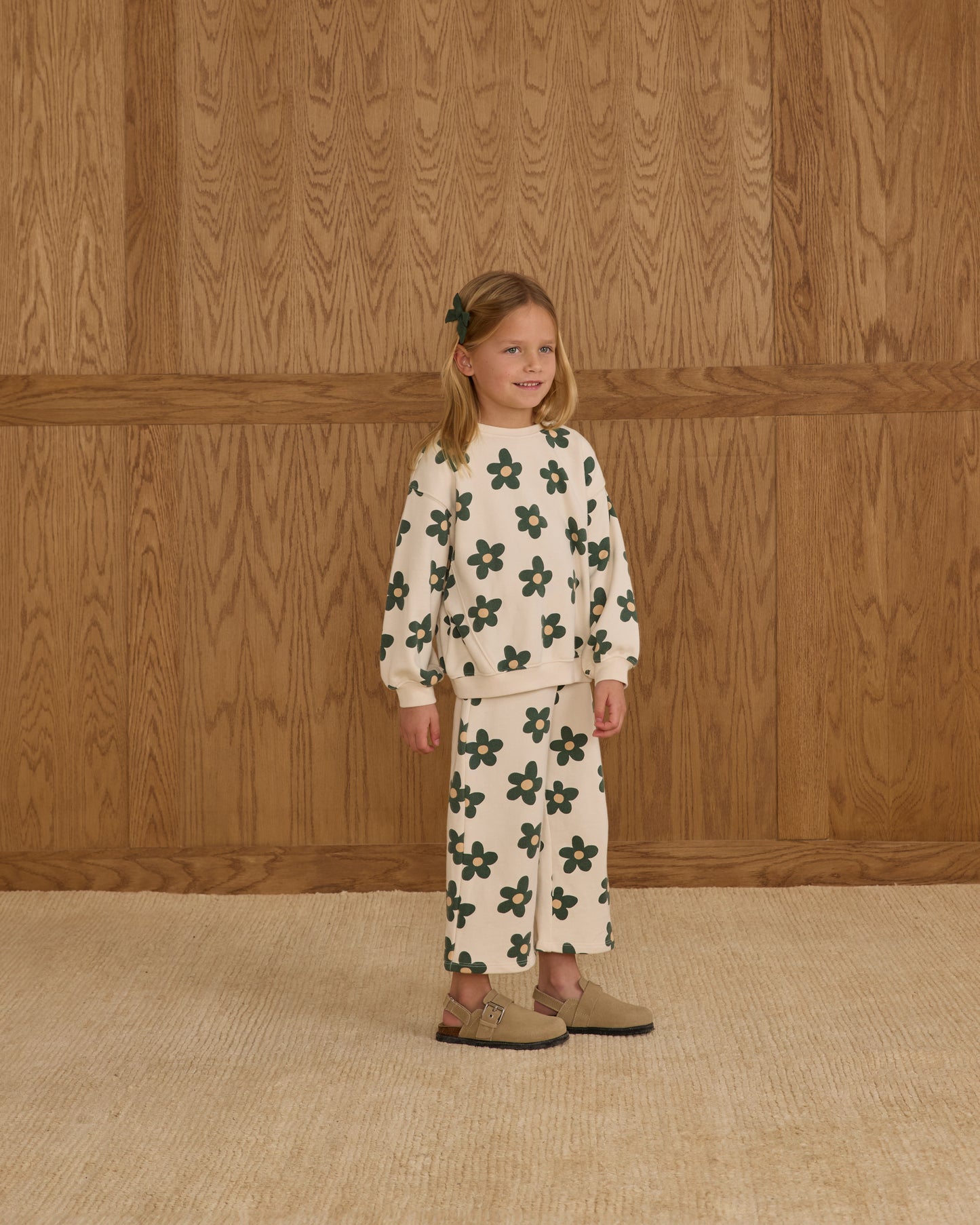 Oversized Daisy Sweatshirt