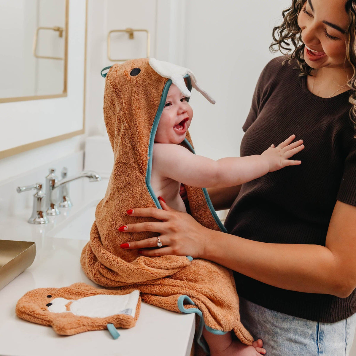 Character Bamboo Hooded Towel - Wally