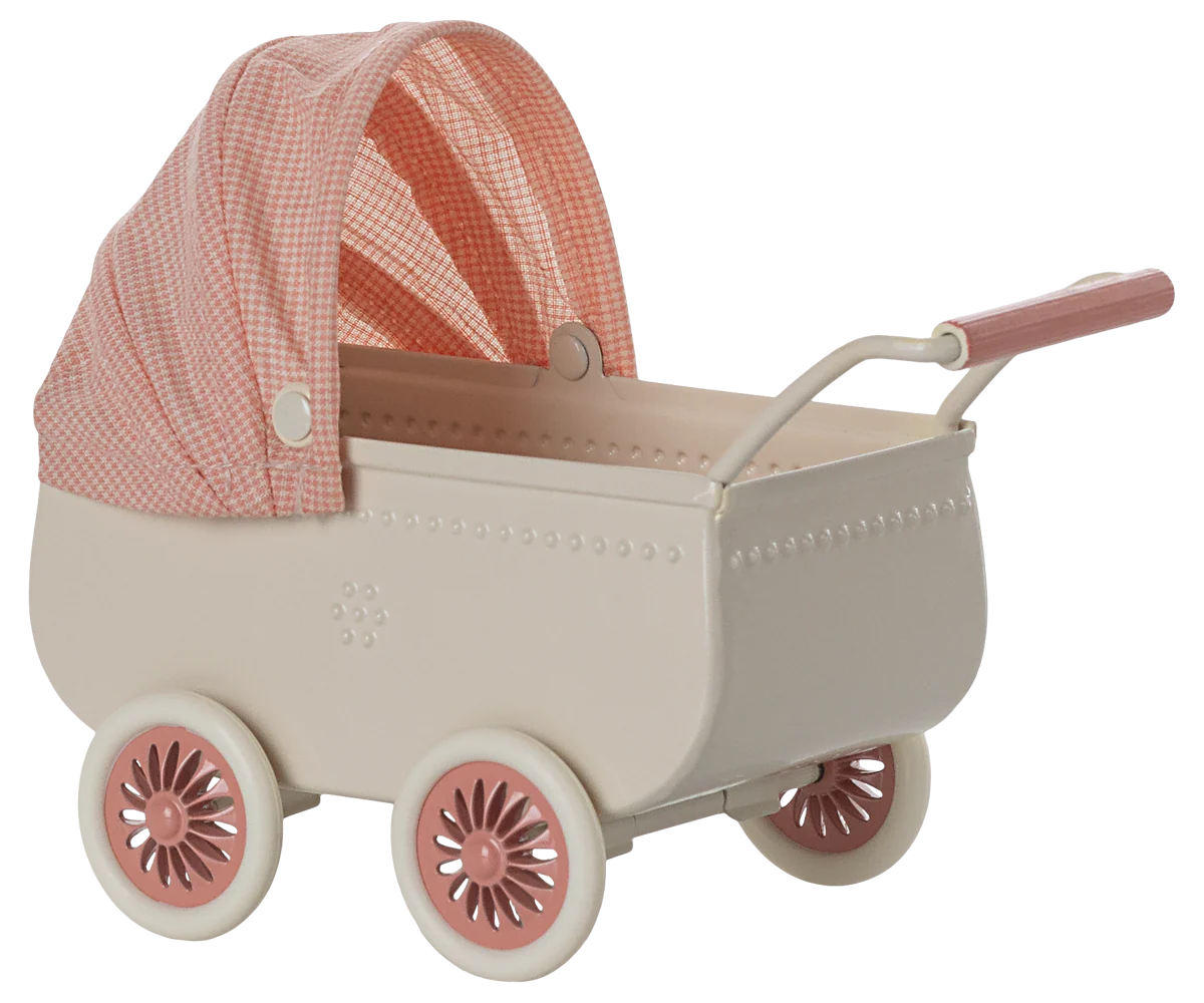 Pram, Coral