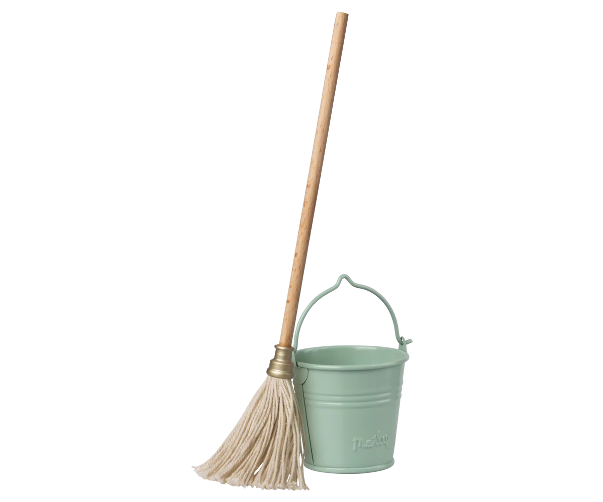 Bucket & Mop, Mini