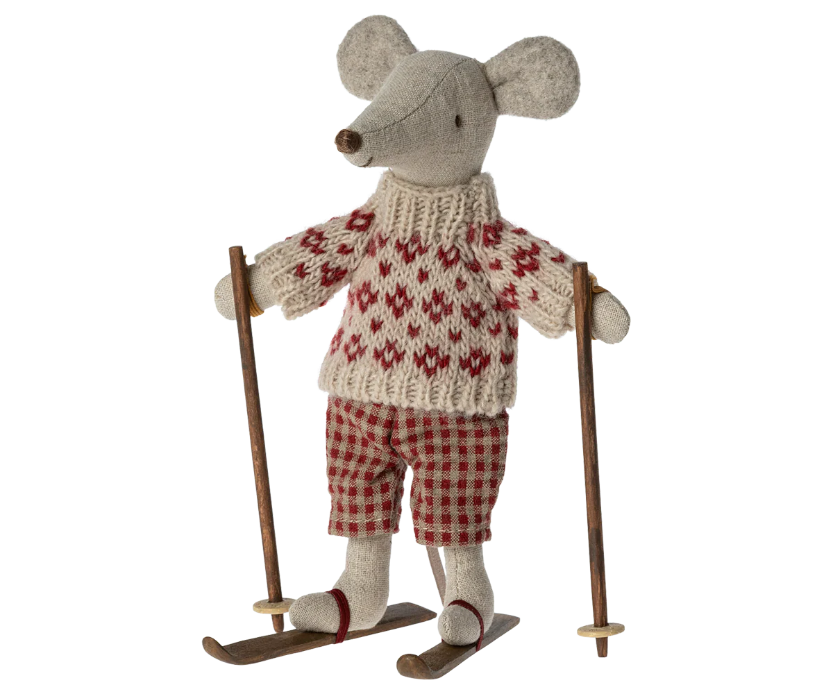 Winter Mouse Mom with Skis