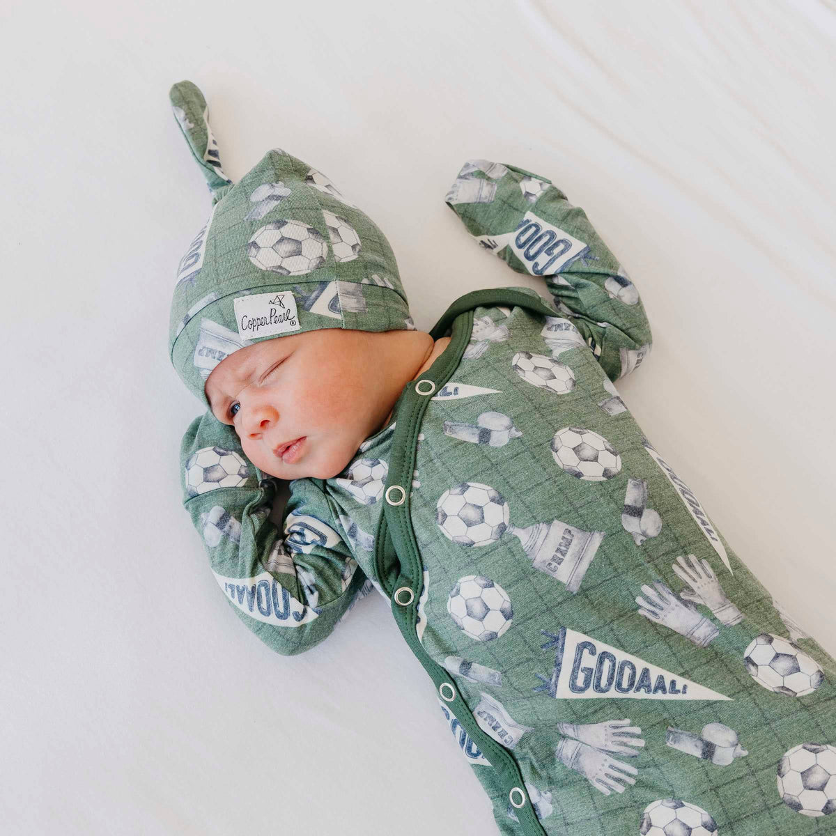 Kick Off NB Knotted Gown