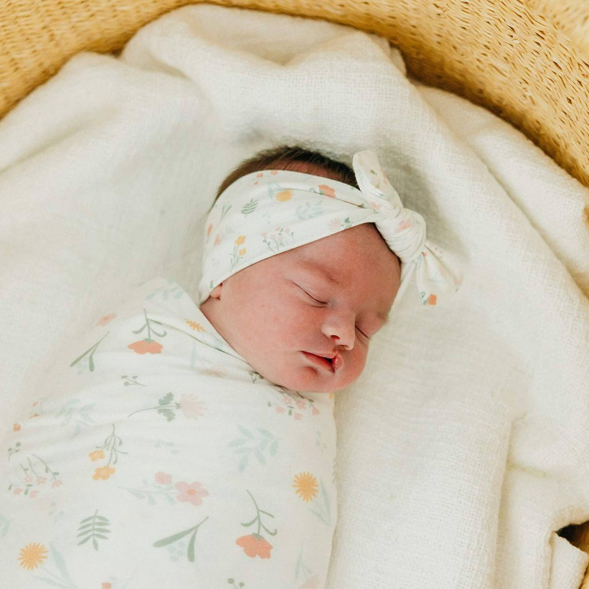 Mabel Knit Headband Bow