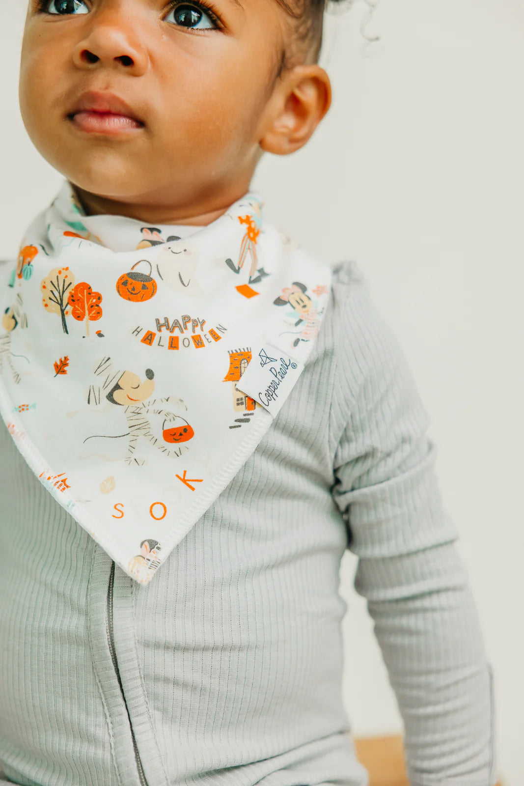 Mickey Mouse’s Boo Bash Bandana Bib Set