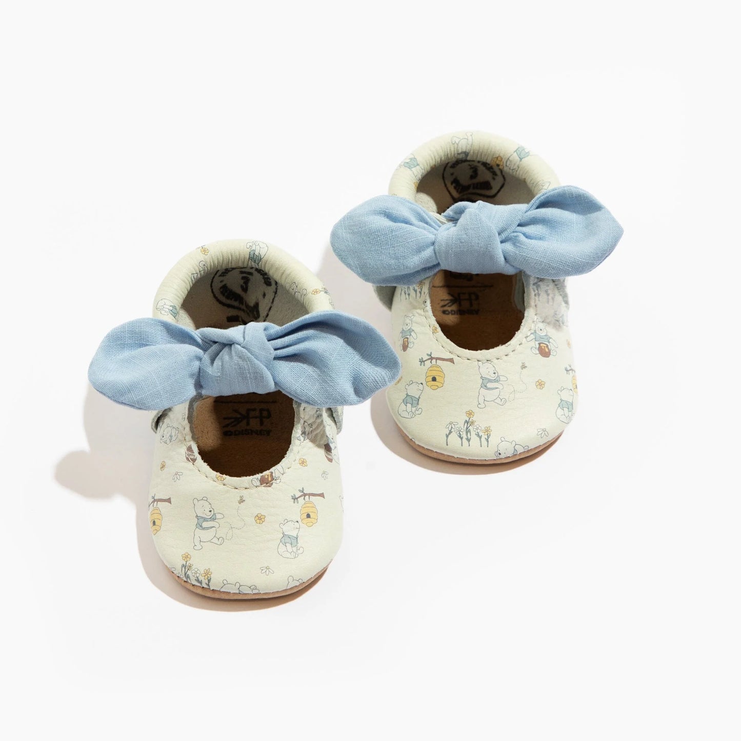 Pooh Knotted Bow Shoe