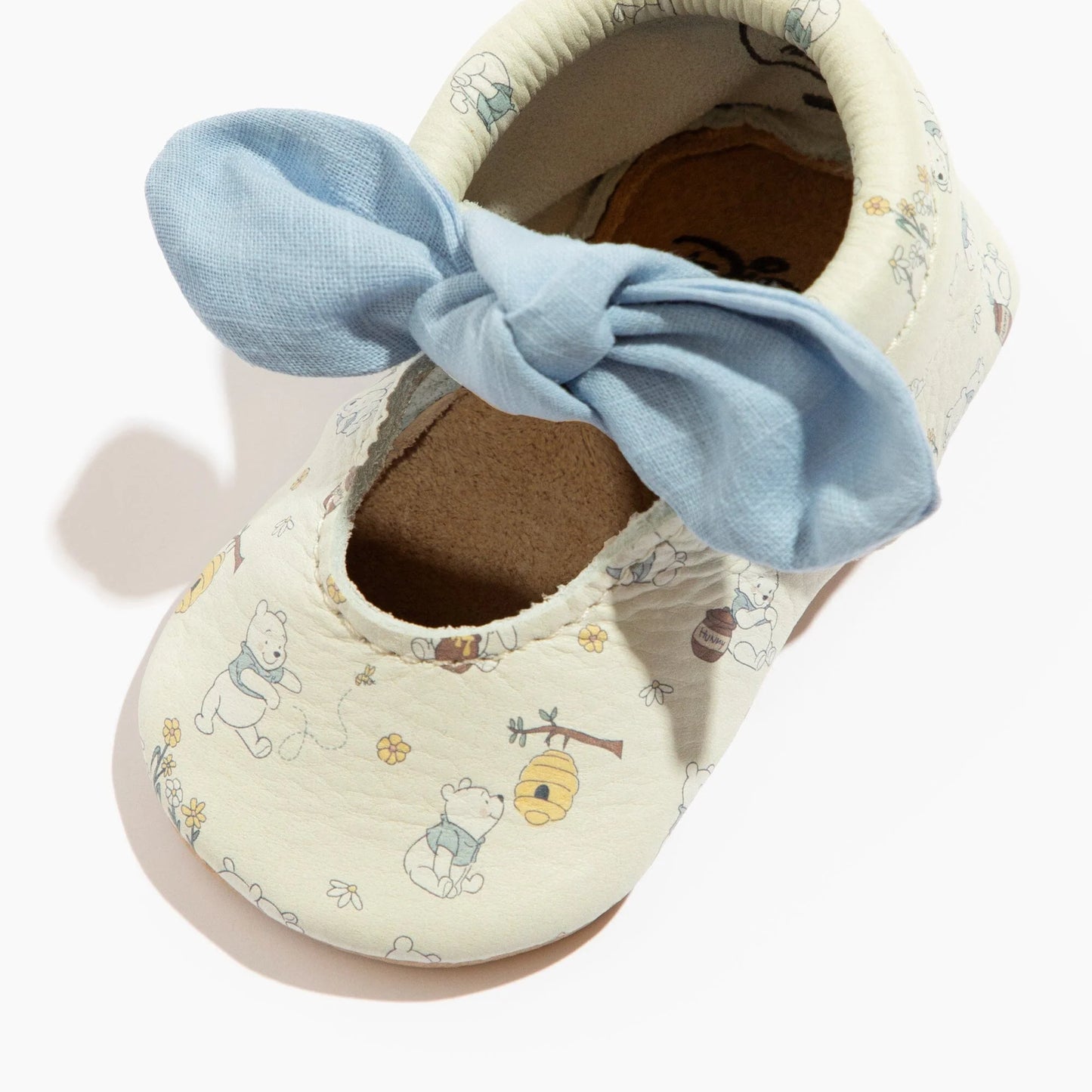 Pooh Knotted Bow Shoe