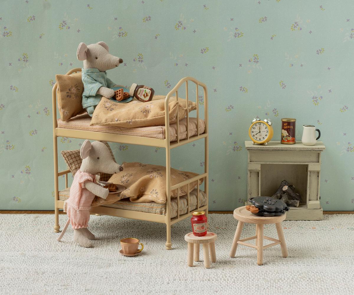 Bunk Bed, Wheat