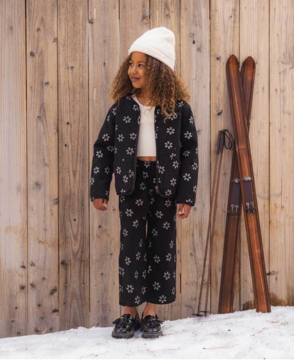 Black Daisy Dove Pants