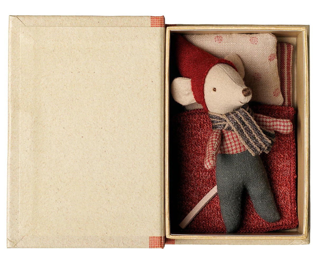 Christmas Baby Mouse in Book