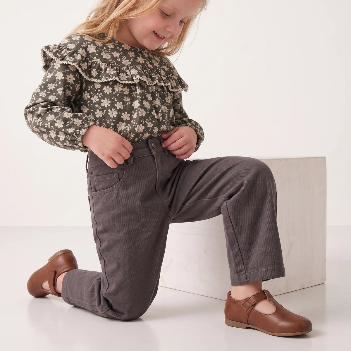 Charcoal Organic Twill Barrel Pants