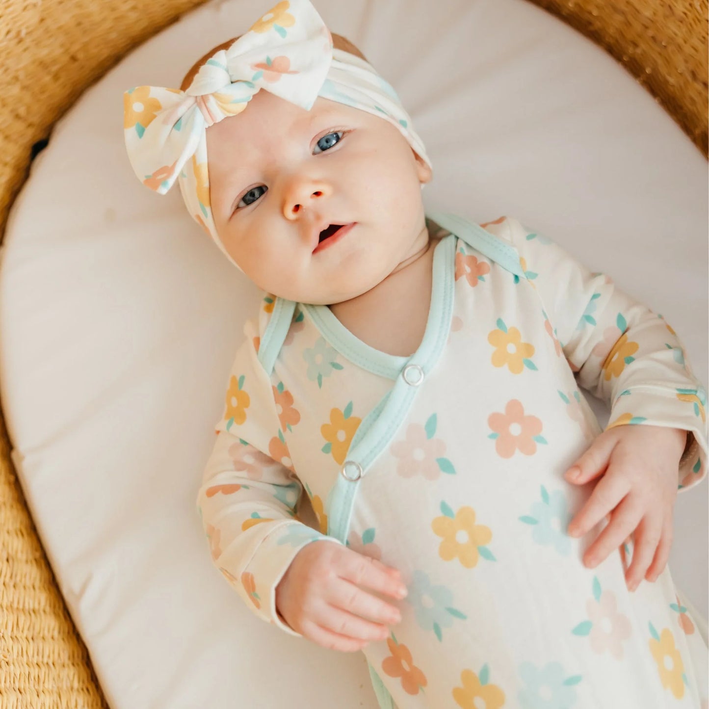 Daisy Newborn Knotted Gown