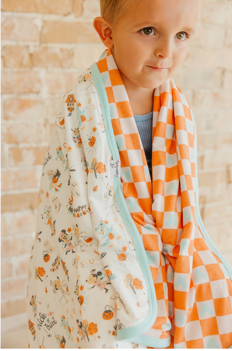 Mickey Mouse’s Boo Bash 3-Layer Quilt