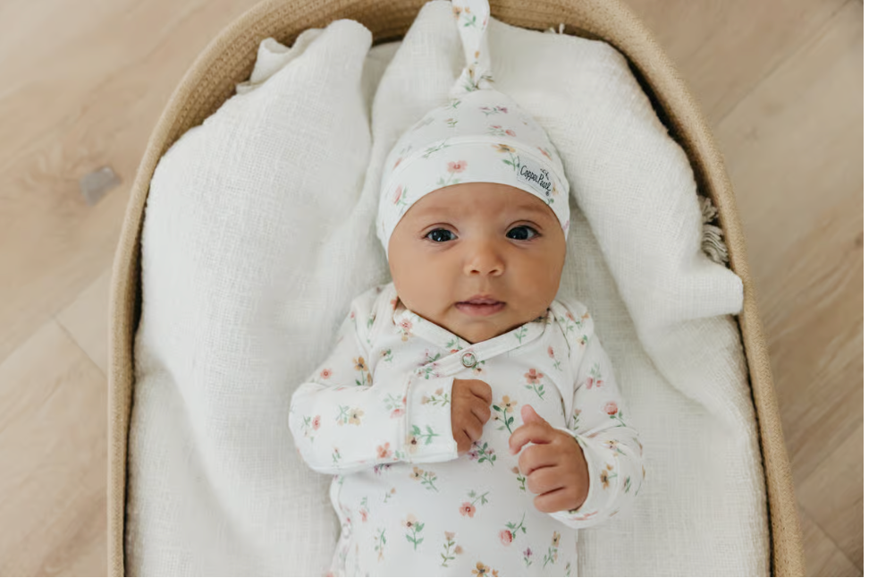 Eloise Top Knot Hat (0-4 M)