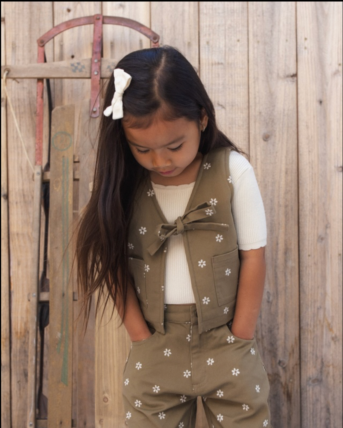 Embroidered Daisies Barrel Pants