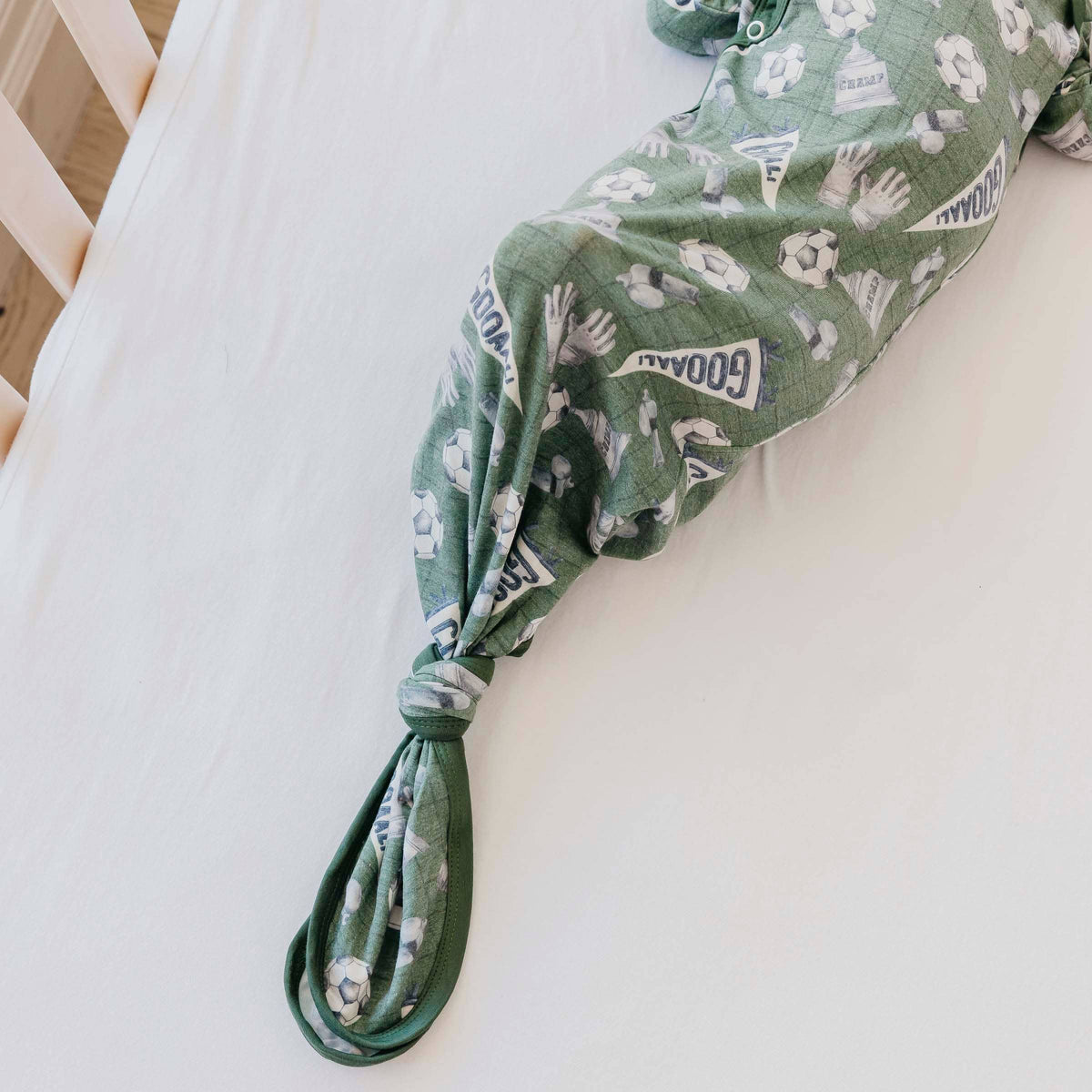 Kick Off NB Knotted Gown