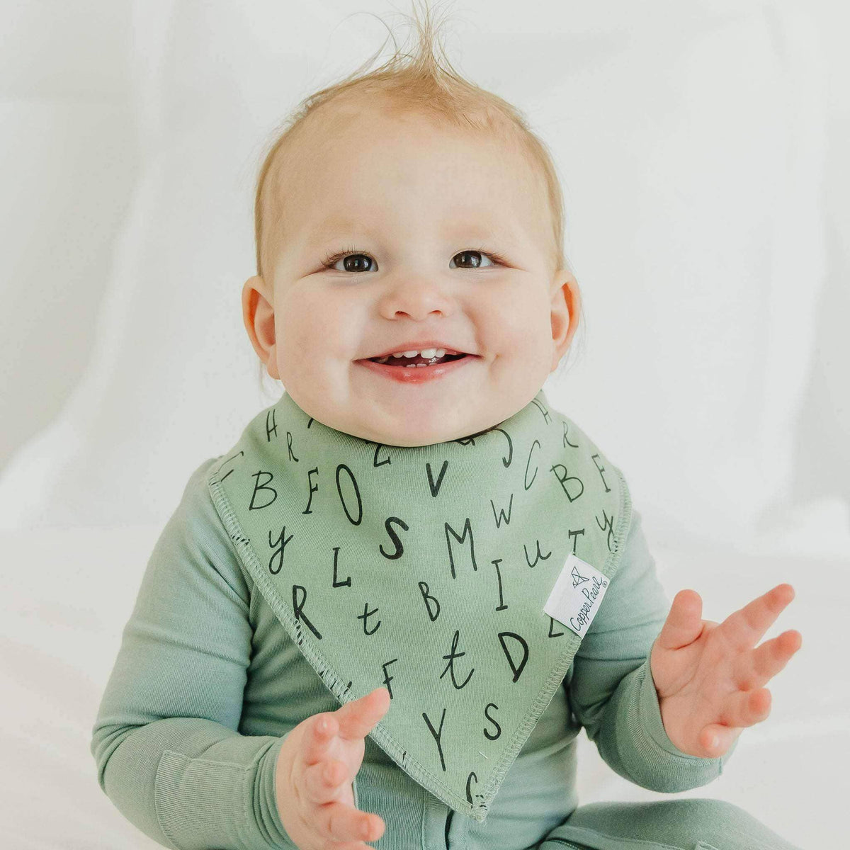 Chip Bandana Bib Set