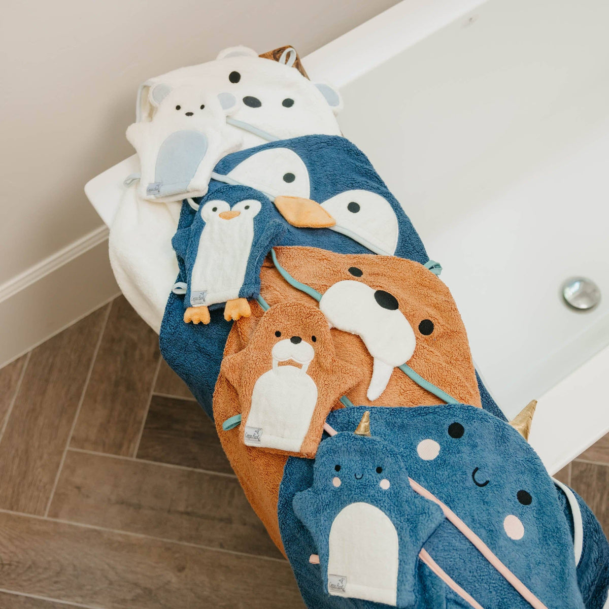 Character Bamboo Hooded Towel - Wally